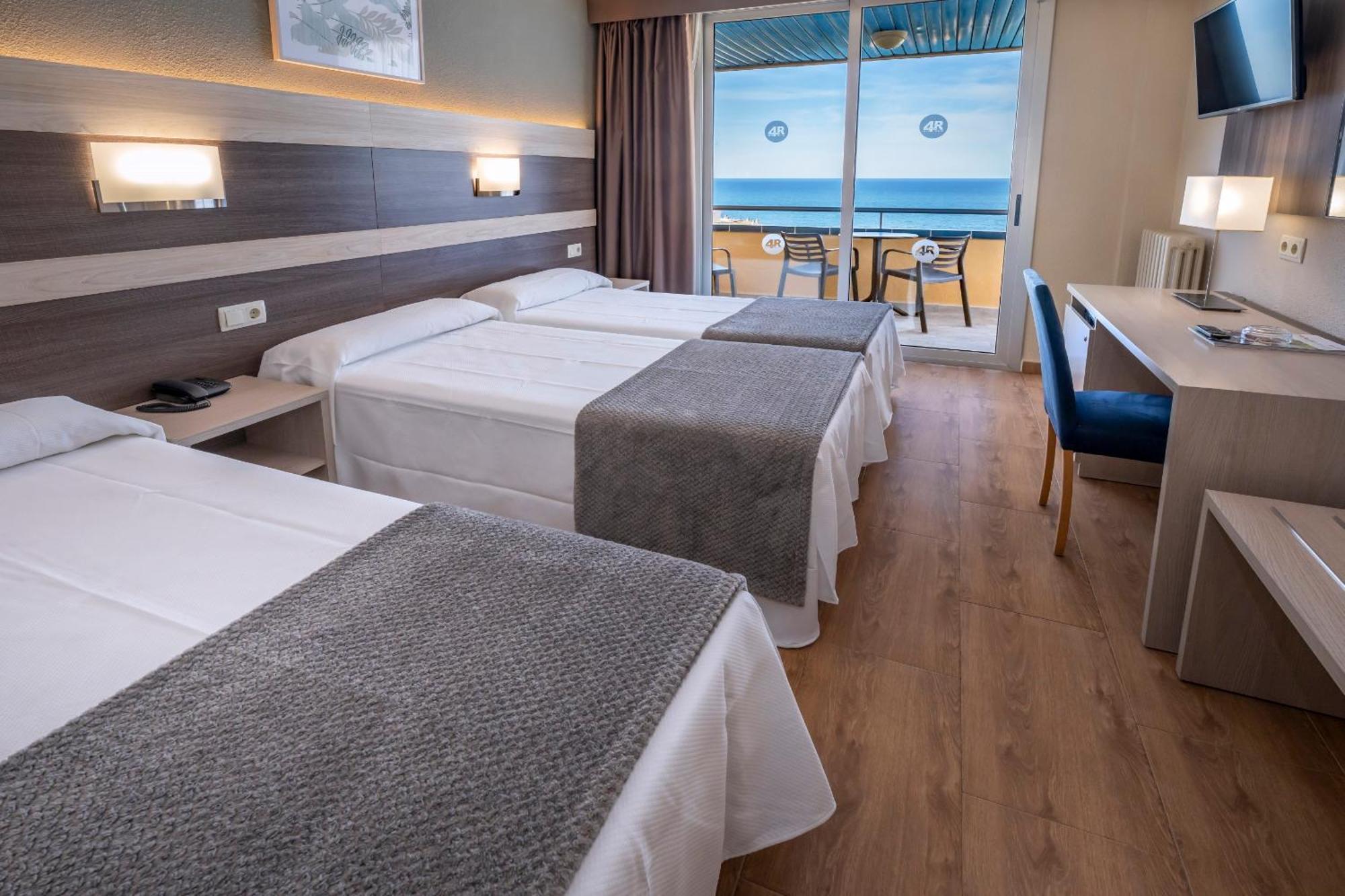 Triple Room Sea View