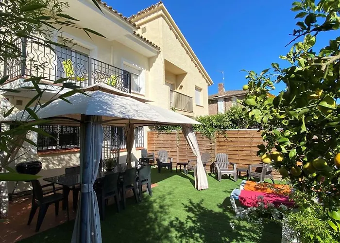 Victoria Beach Salou - Exclusive For Families